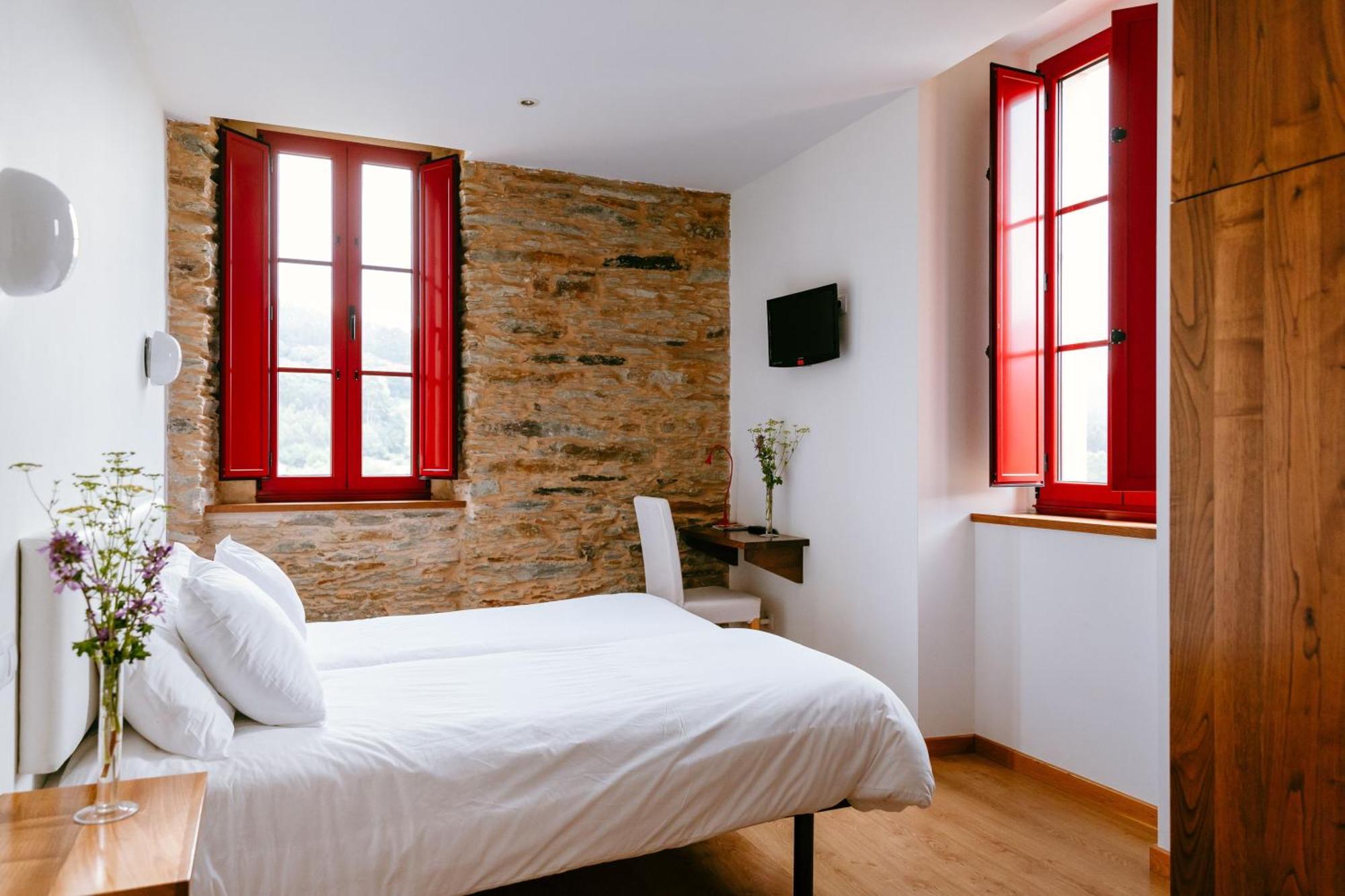 Hotel El Castano Dormilon ซานตามาร์ตา เด ออร์ติเกรา ภายนอก รูปภาพ